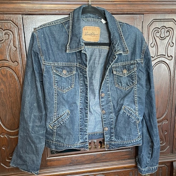 Levi’s Jacket - Picture 1 of 2
